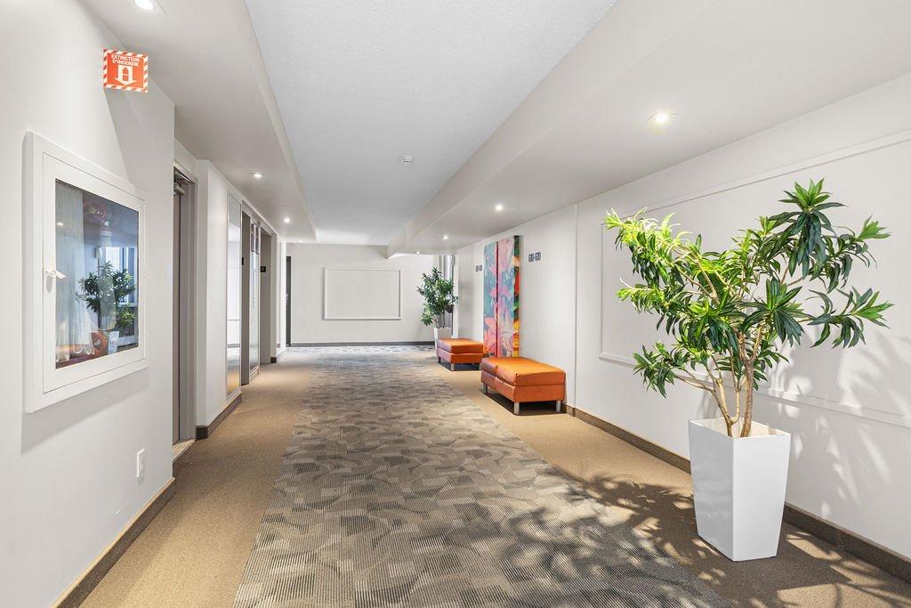 Autre - 601-4560 Prom. Paton, Laval (Chomedey), QC - Indoor Photo Showing Other Room