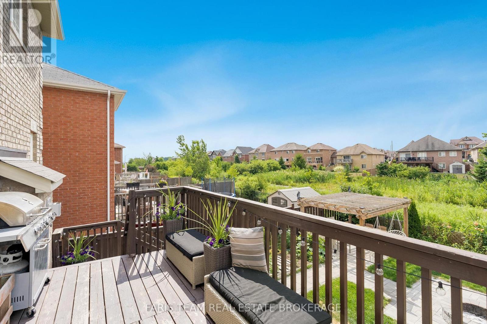 1373 Hunter Street, Innisfil, ON - Outdoor With Exterior