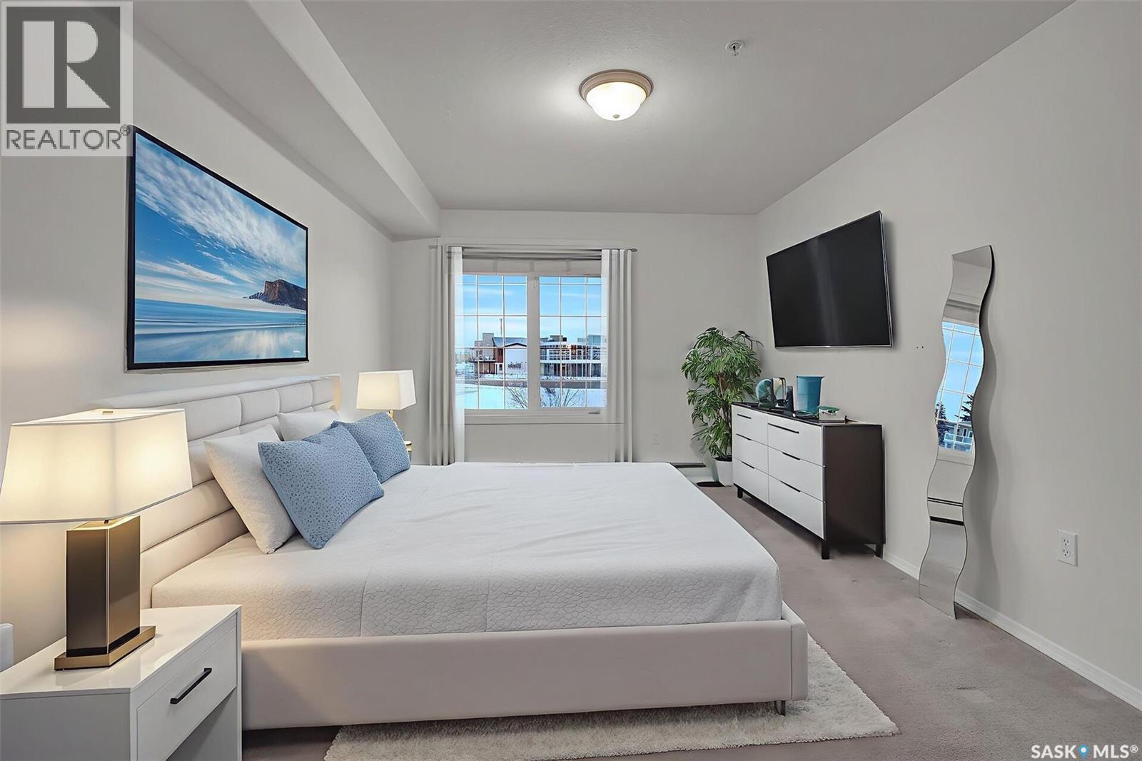 110 2300 Tell Place, Regina, SK - Indoor Photo Showing Bedroom