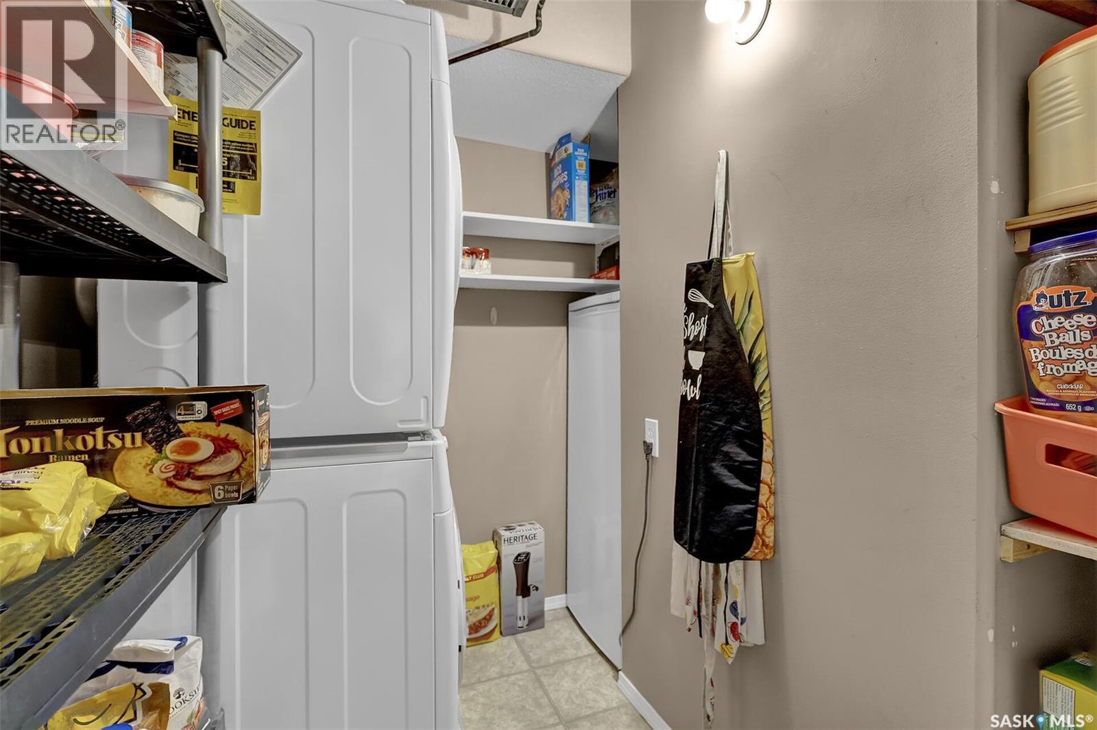 110 2300 Tell Place, Regina, SK - Indoor Photo Showing Other Room