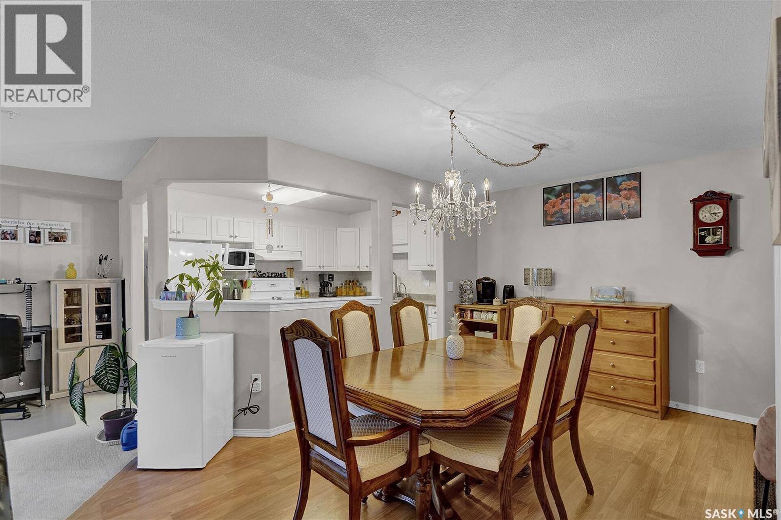 110 2300 Tell Place, Regina, SK - Indoor Photo Showing Dining Room