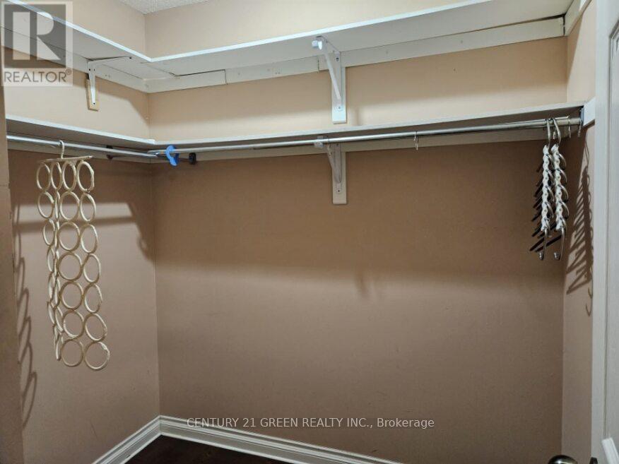 Main & 2Nd Floor - 3299 Cactus Gate, Mississauga, ON - Indoor With Storage