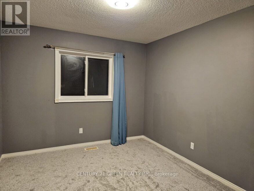 Main & 2Nd Floor - 3299 Cactus Gate, Mississauga, ON - Indoor Photo Showing Other Room