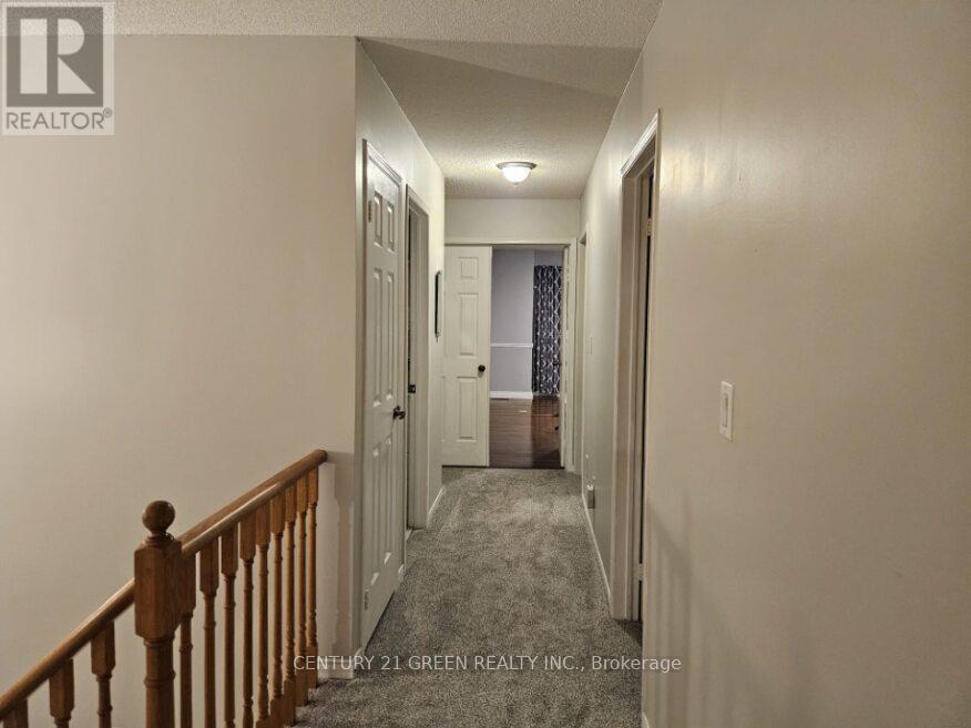 Main & 2Nd Floor - 3299 Cactus Gate, Mississauga, ON - Indoor Photo Showing Other Room