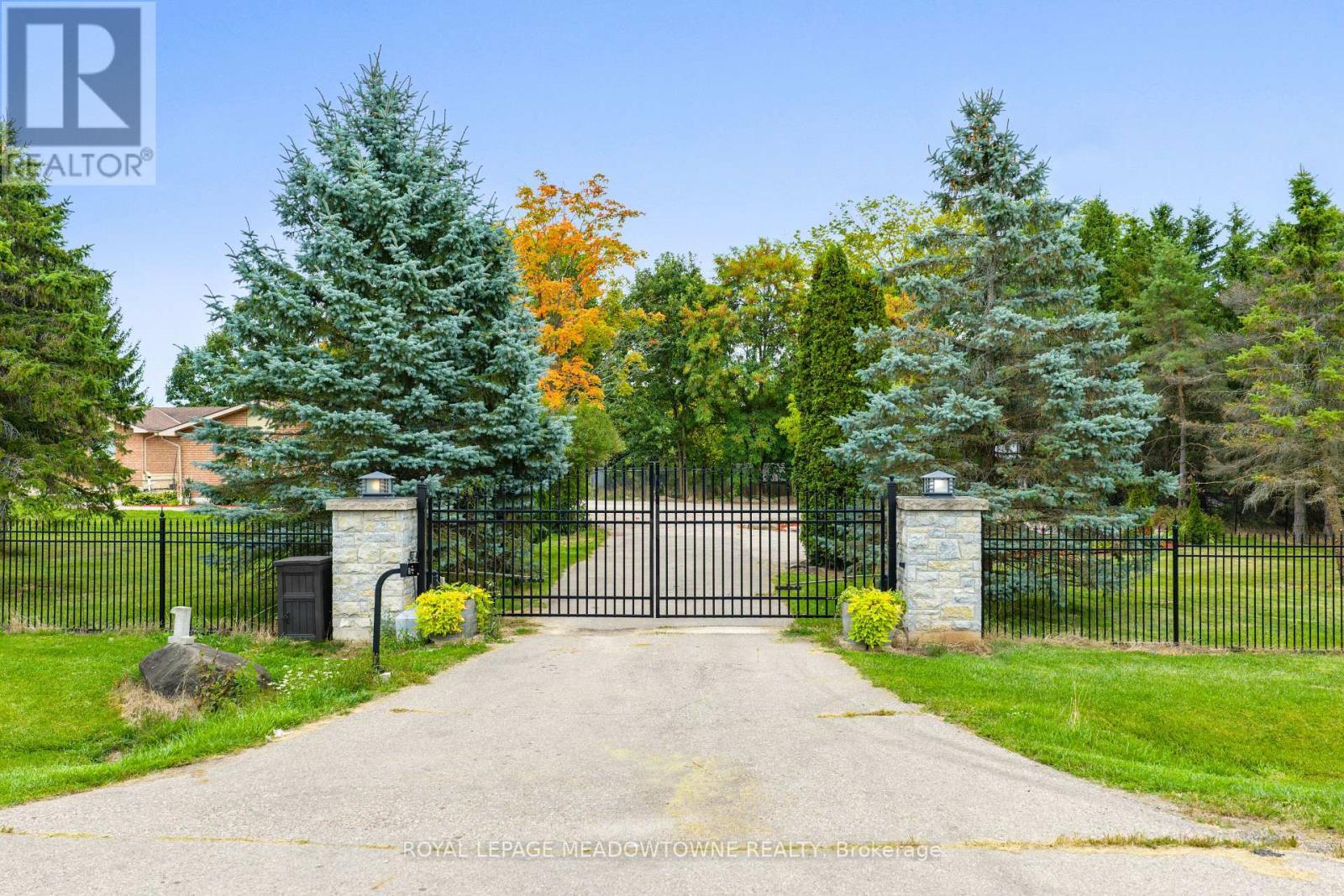 1 Cassidy Lane, Caledon, ON - Outdoor