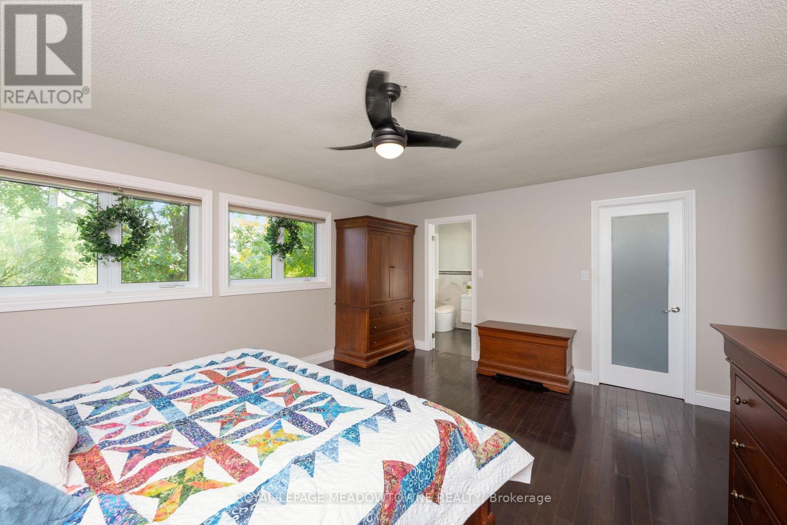 1 Cassidy Lane, Caledon, ON - Indoor Photo Showing Bedroom