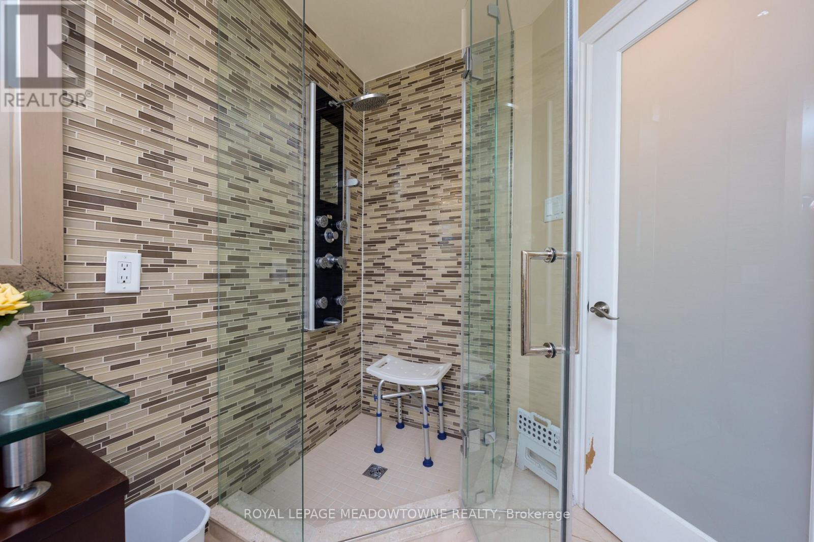 1 Cassidy Lane, Caledon, ON - Indoor Photo Showing Bathroom
