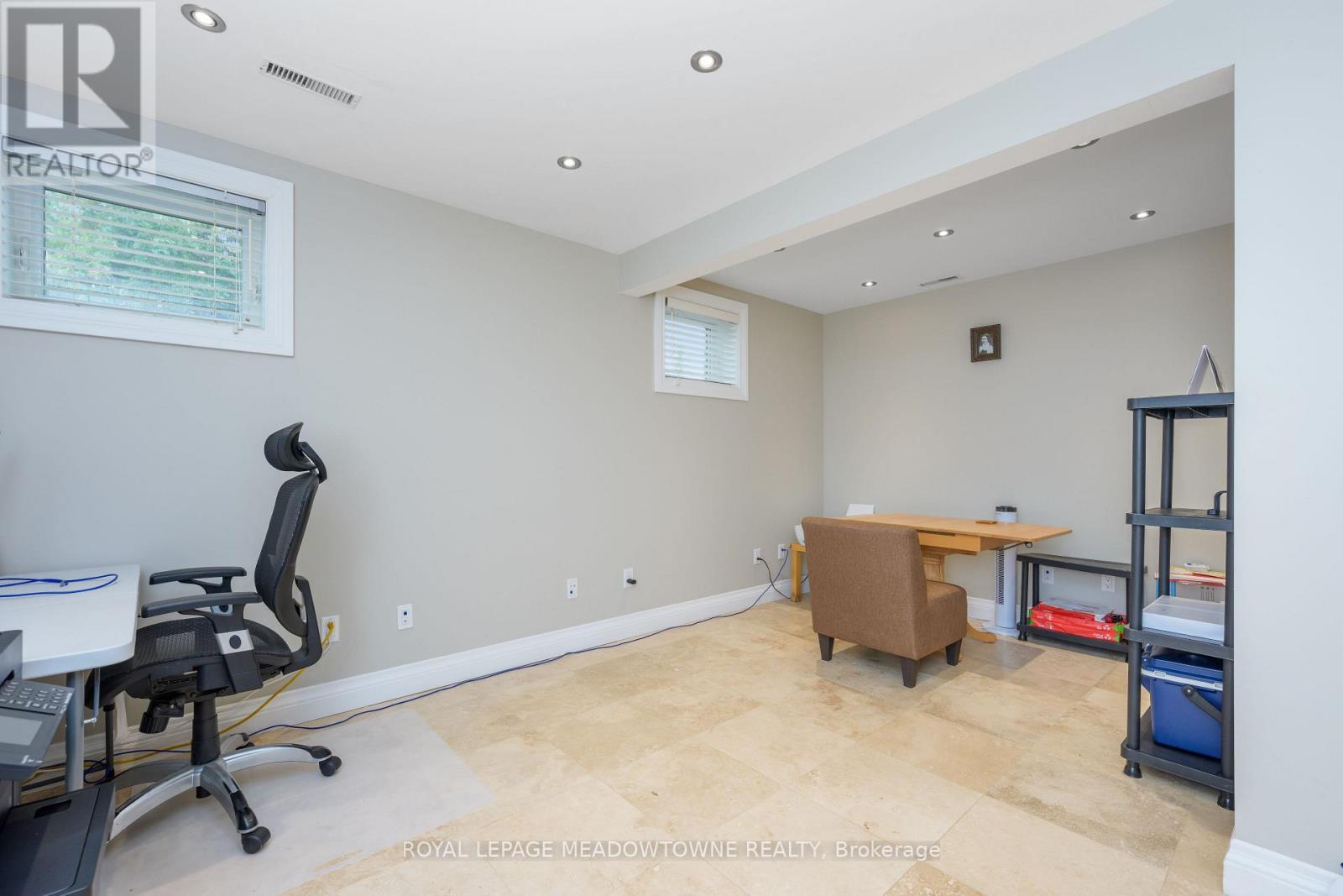 1 Cassidy Lane, Caledon, ON - Indoor Photo Showing Office
