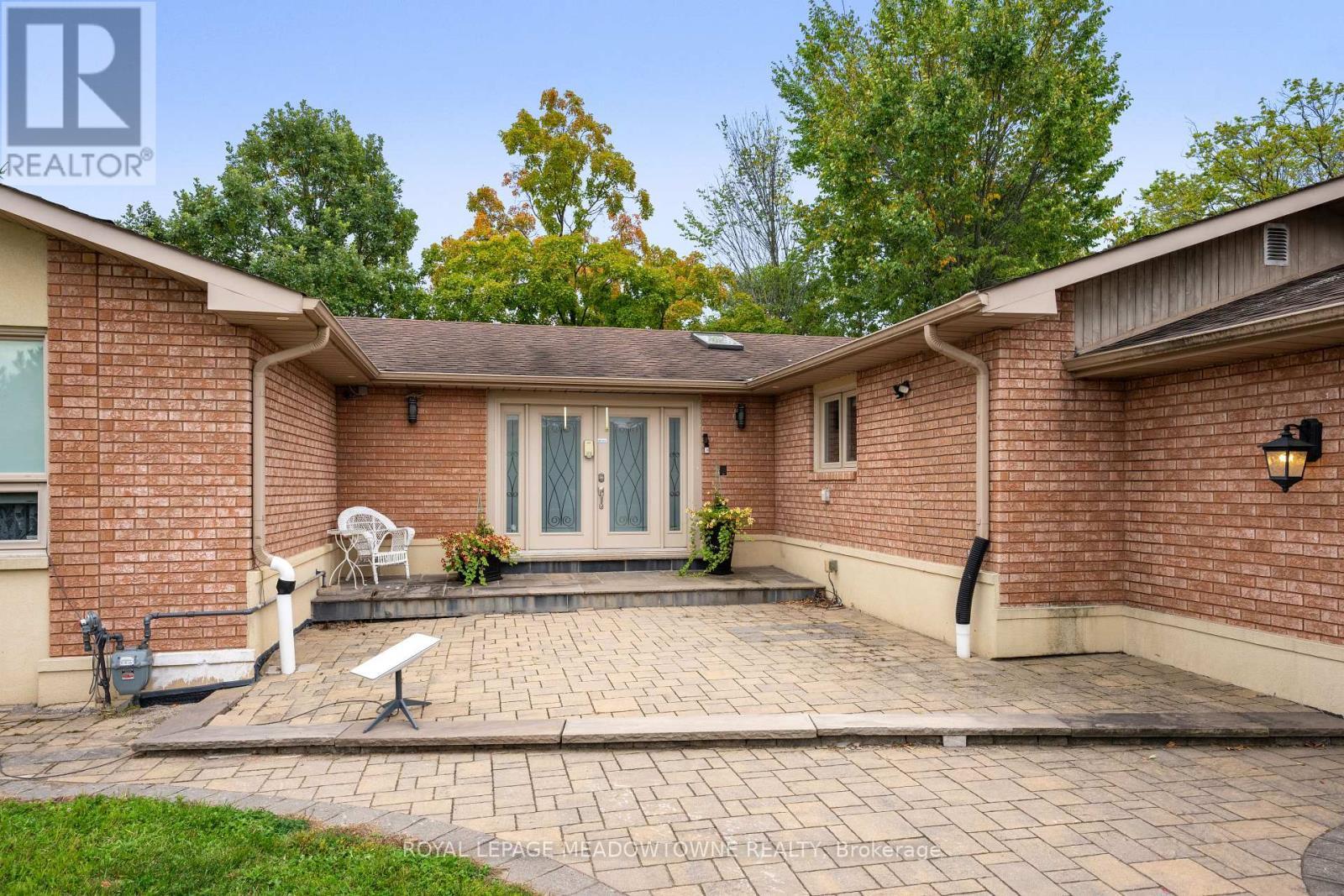 1 Cassidy Lane, Caledon, ON - Outdoor With Exterior