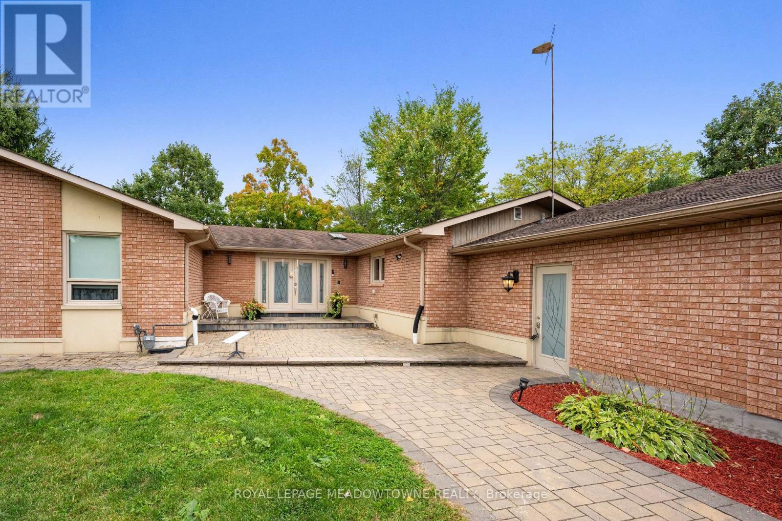 1 Cassidy Lane, Caledon, ON - Outdoor With Exterior