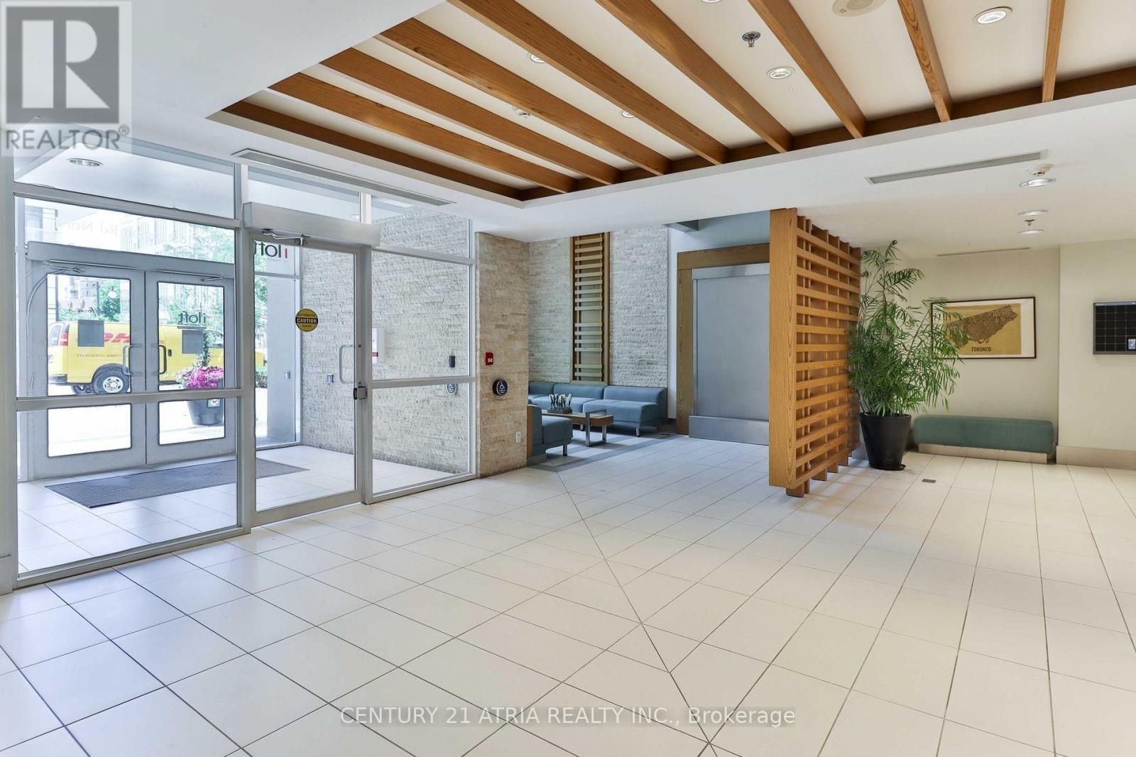 1731 - 165 Legion Road N, Toronto, ON - Indoor Photo Showing Other Room