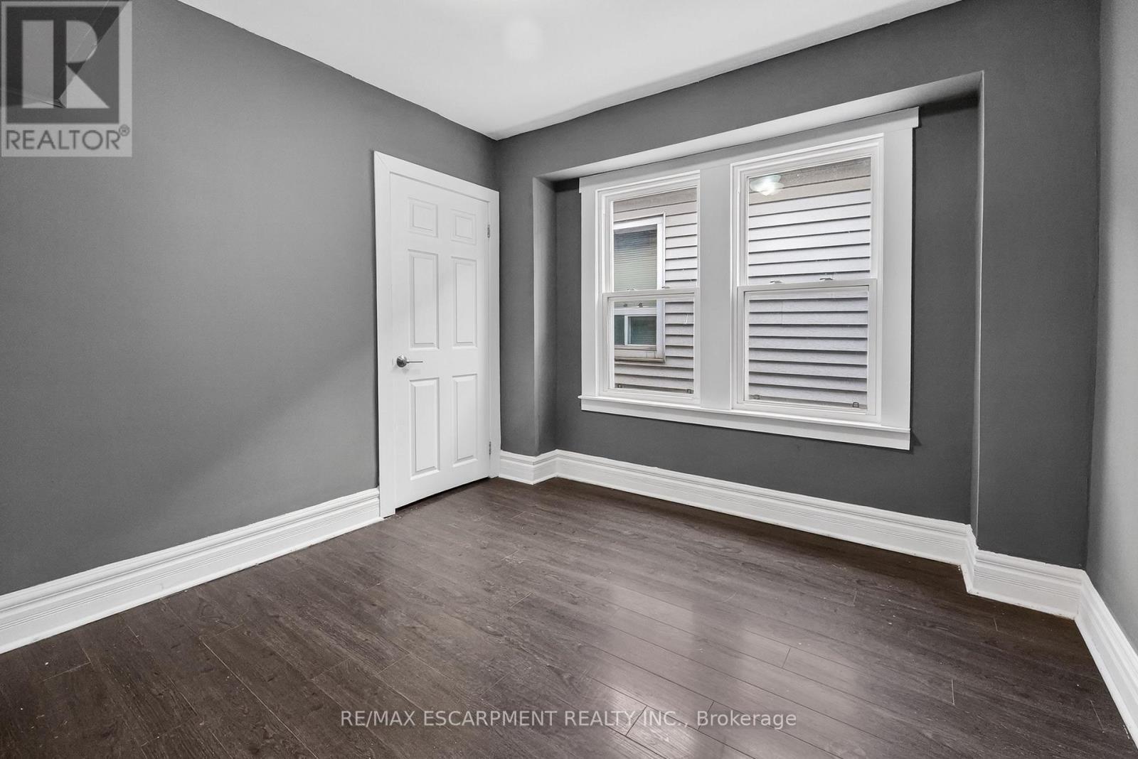 49 Allan Avenue, Hamilton, ON - Indoor Photo Showing Other Room