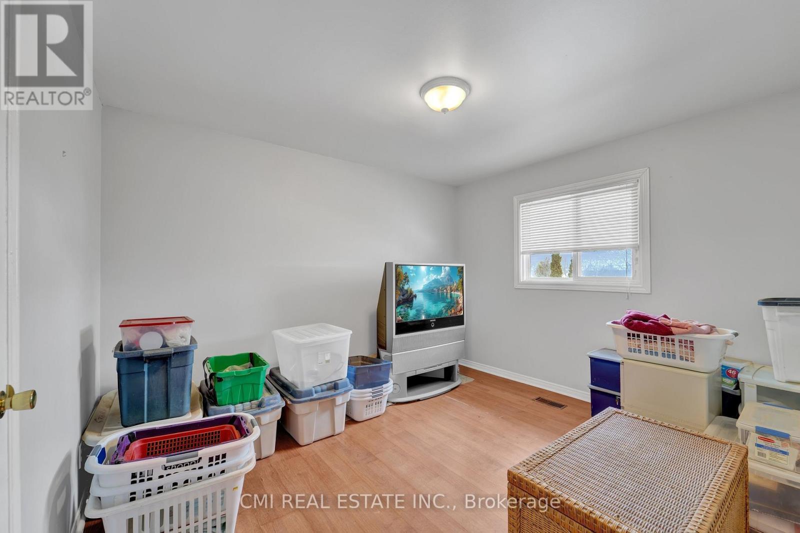 1337 Tudor Crescent, Peterborough, ON - Indoor