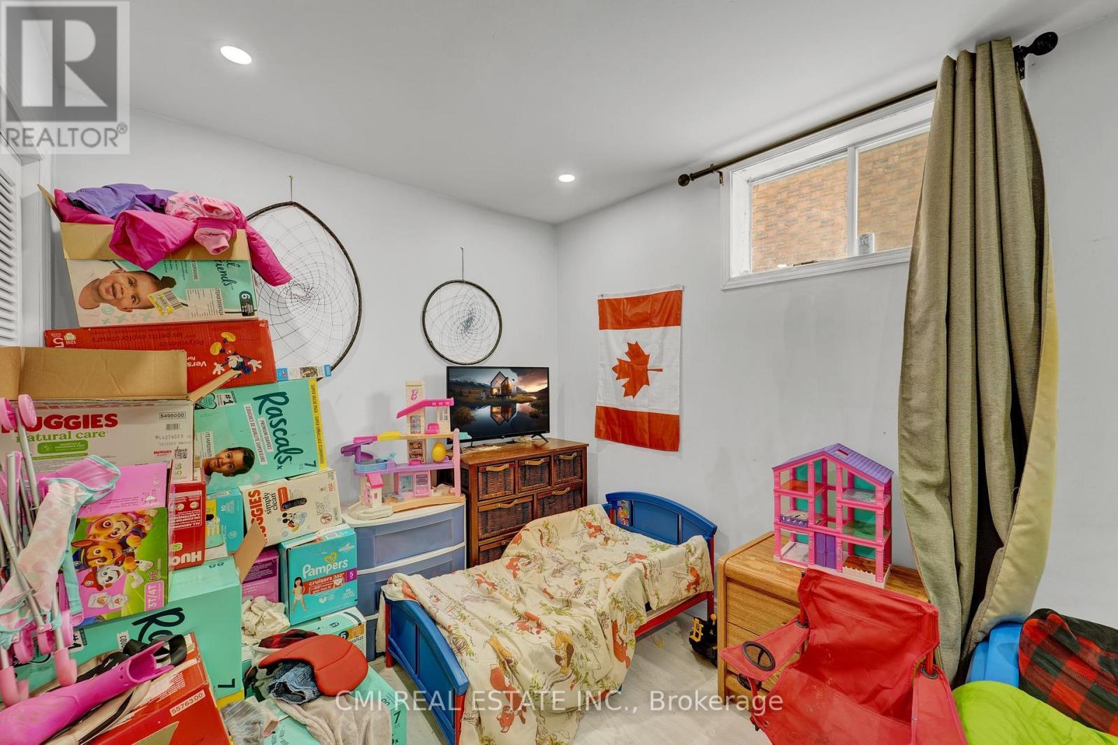 1337 Tudor Crescent, Peterborough, ON - Indoor