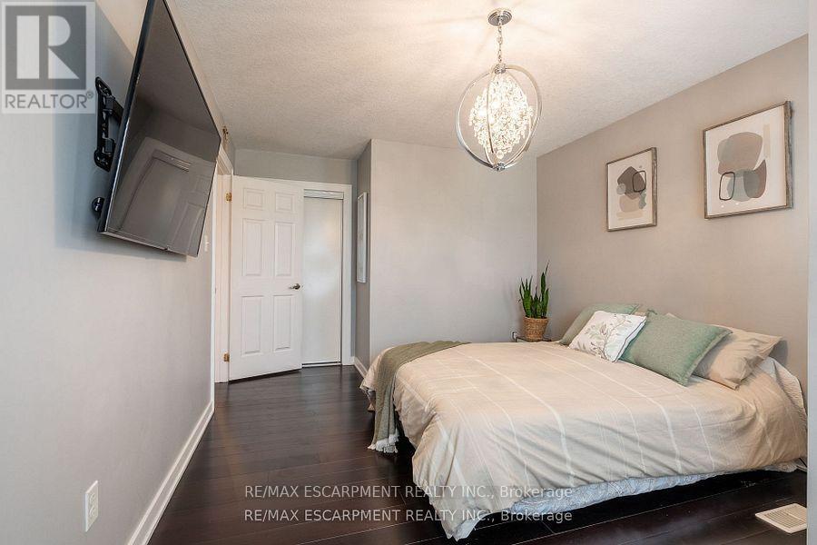 141 Voyager Pass, Hamilton, ON - Indoor Photo Showing Bedroom