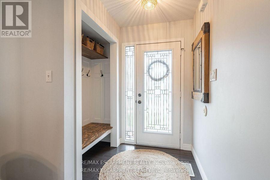 141 Voyager Pass, Hamilton, ON - Indoor Photo Showing Other Room