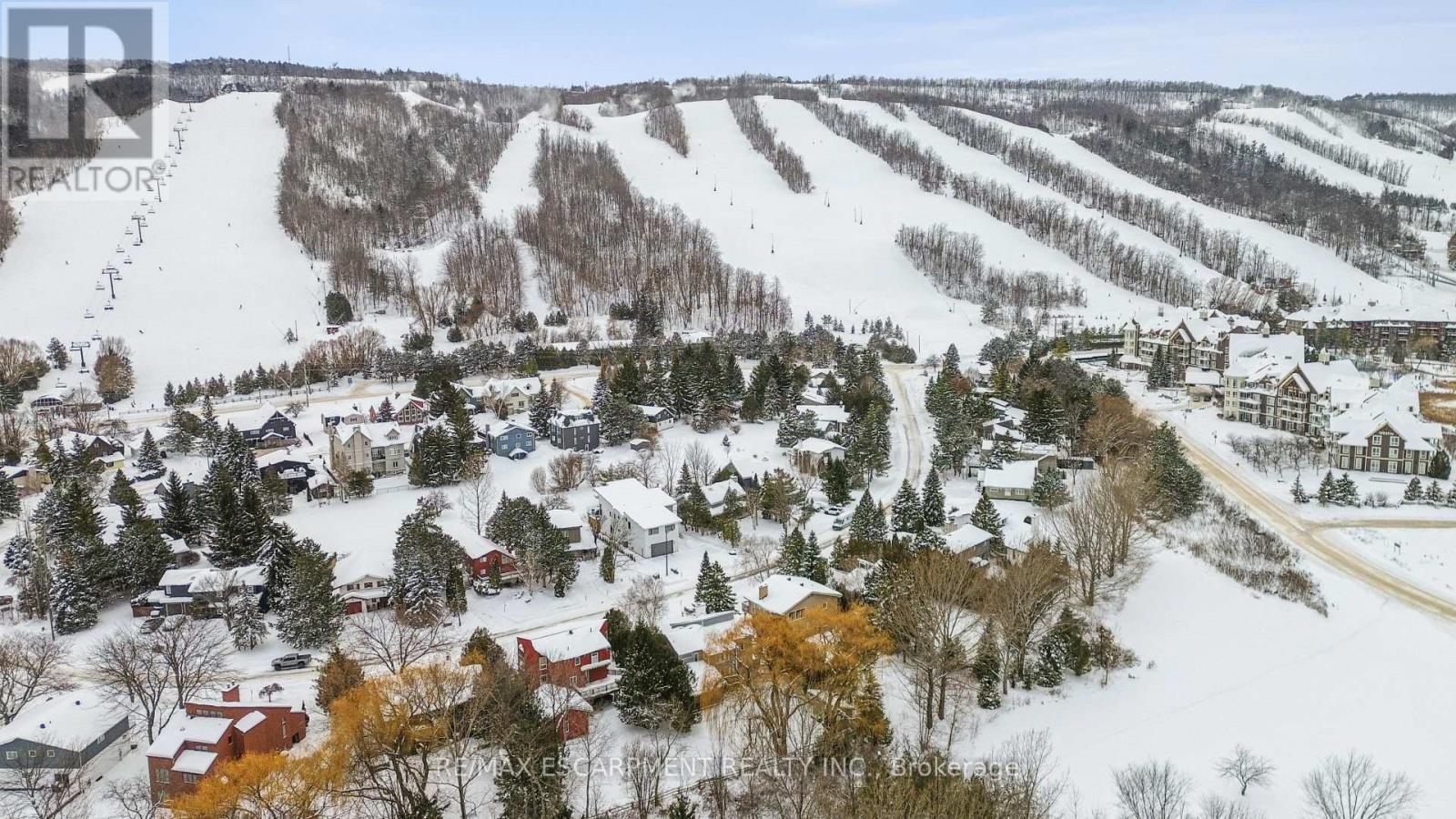 144 Carmichael Crescent, Blue Mountains, ON - Outdoor With View