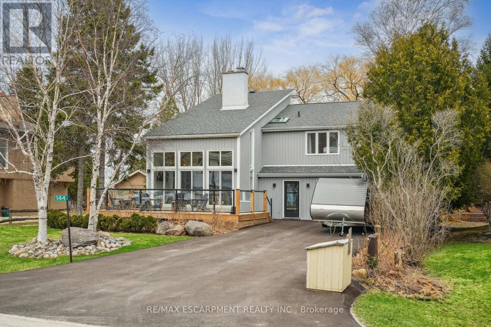 144 Carmichael Crescent, Blue Mountains, ON - Outdoor With Facade