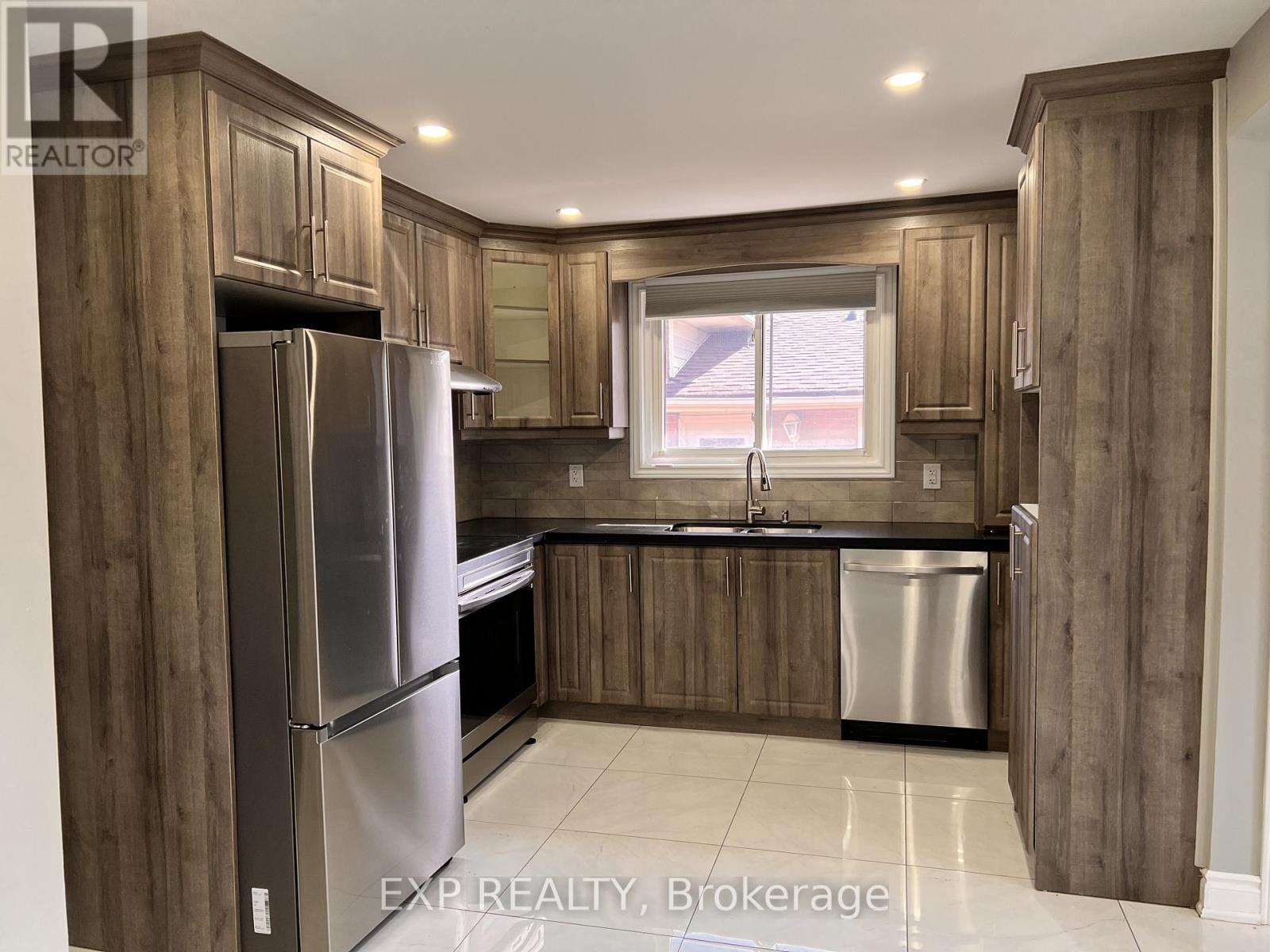 64 Gainsborough Road, Hamilton, ON - Indoor Photo Showing Kitchen With Stainless Steel Kitchen With Double Sink
