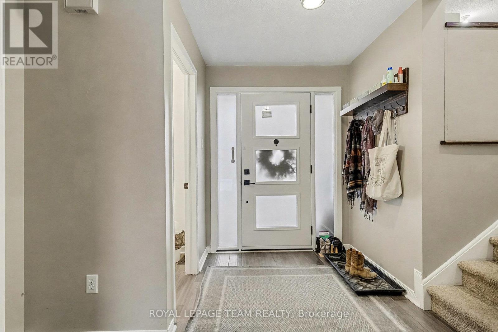 3229 Wild Cherry Drive, Ottawa, ON - Indoor Photo Showing Other Room