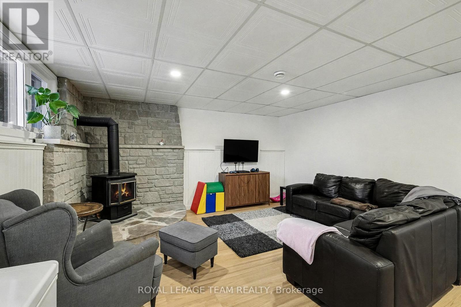 3229 Wild Cherry Drive, Ottawa, ON - Indoor