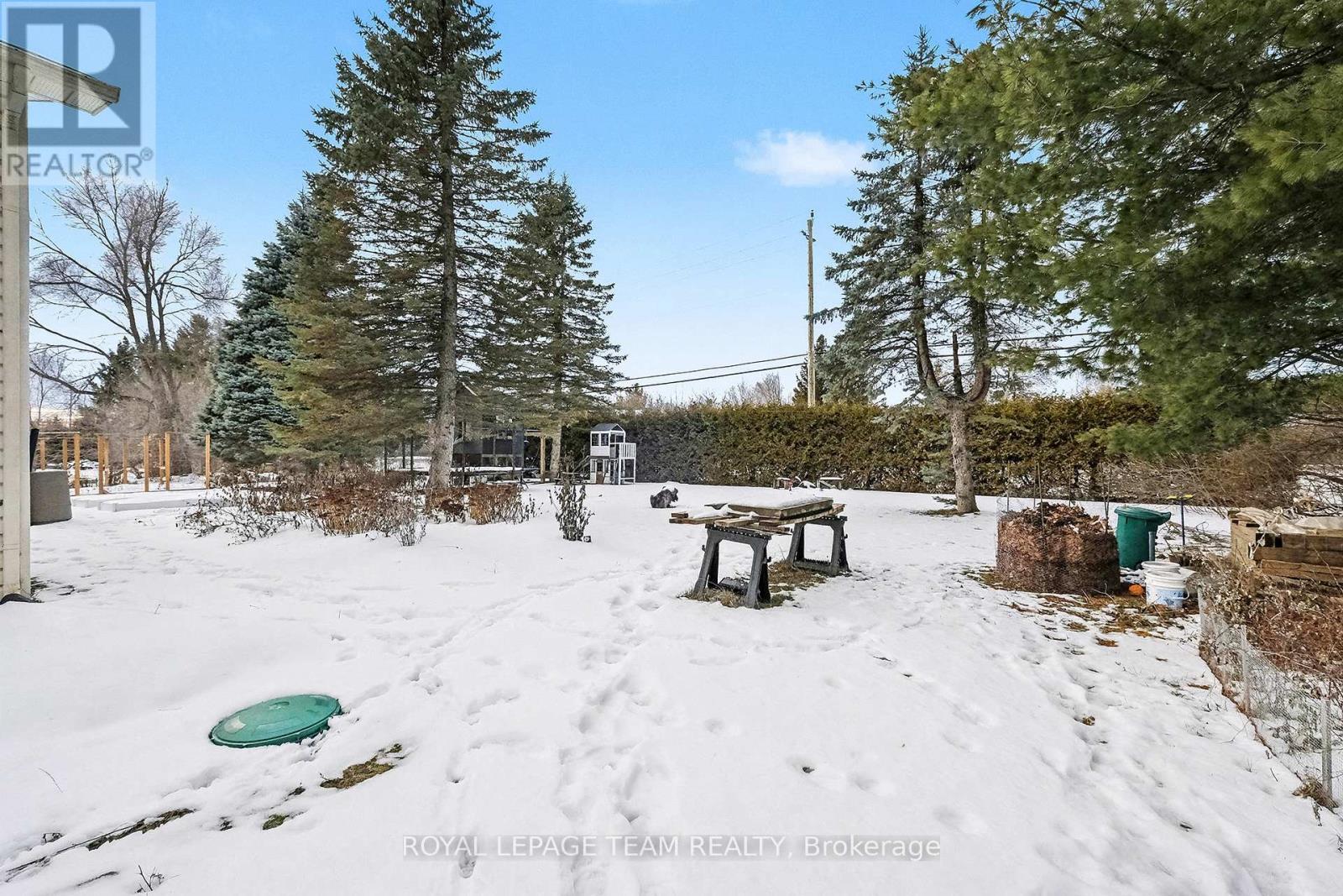 3229 Wild Cherry Drive, Ottawa, ON - Outdoor