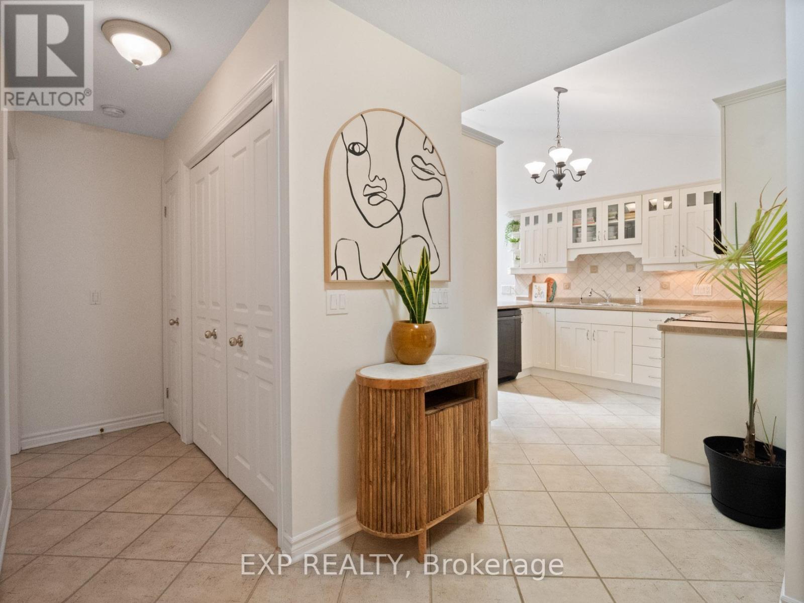 23 - 3241 Montrose Road, Niagara Falls (Mt. Carmel), ON - Indoor