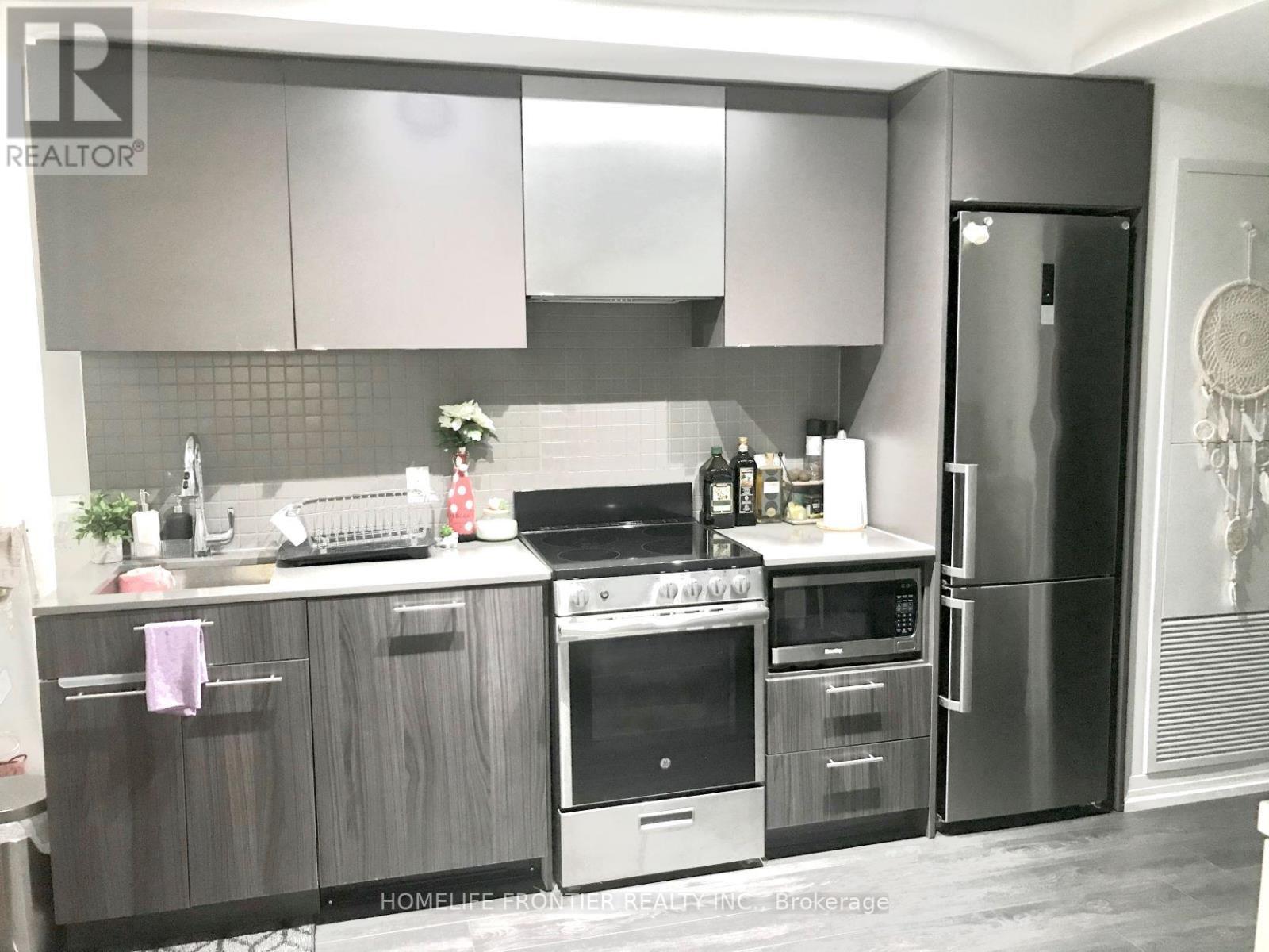 3504 - 251 Jarvis Street, Toronto, ON - Indoor Photo Showing Kitchen With Stainless Steel Kitchen With Upgraded Kitchen