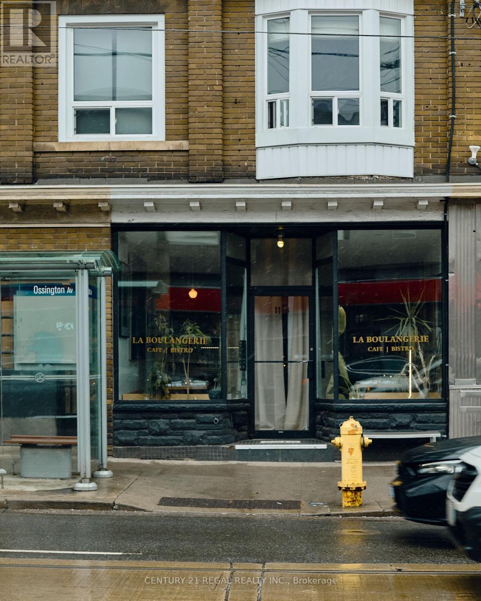 1134 Dundas Street W, Toronto, ON