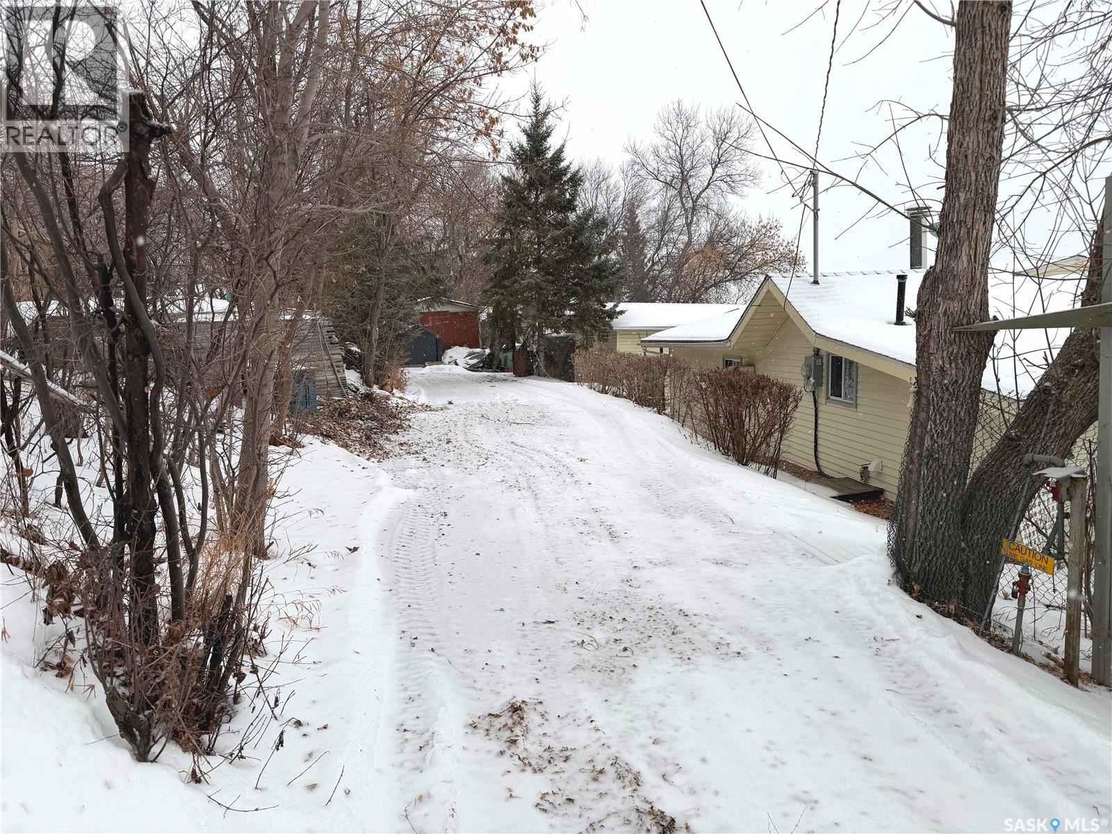 177 Katepwa Road, Katepwa Beach, SK - Outdoor