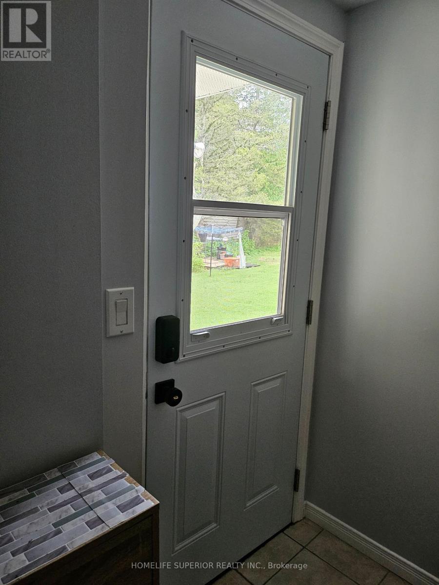 977 County Rd 38, Trent Hills, ON - Indoor Photo Showing Other Room