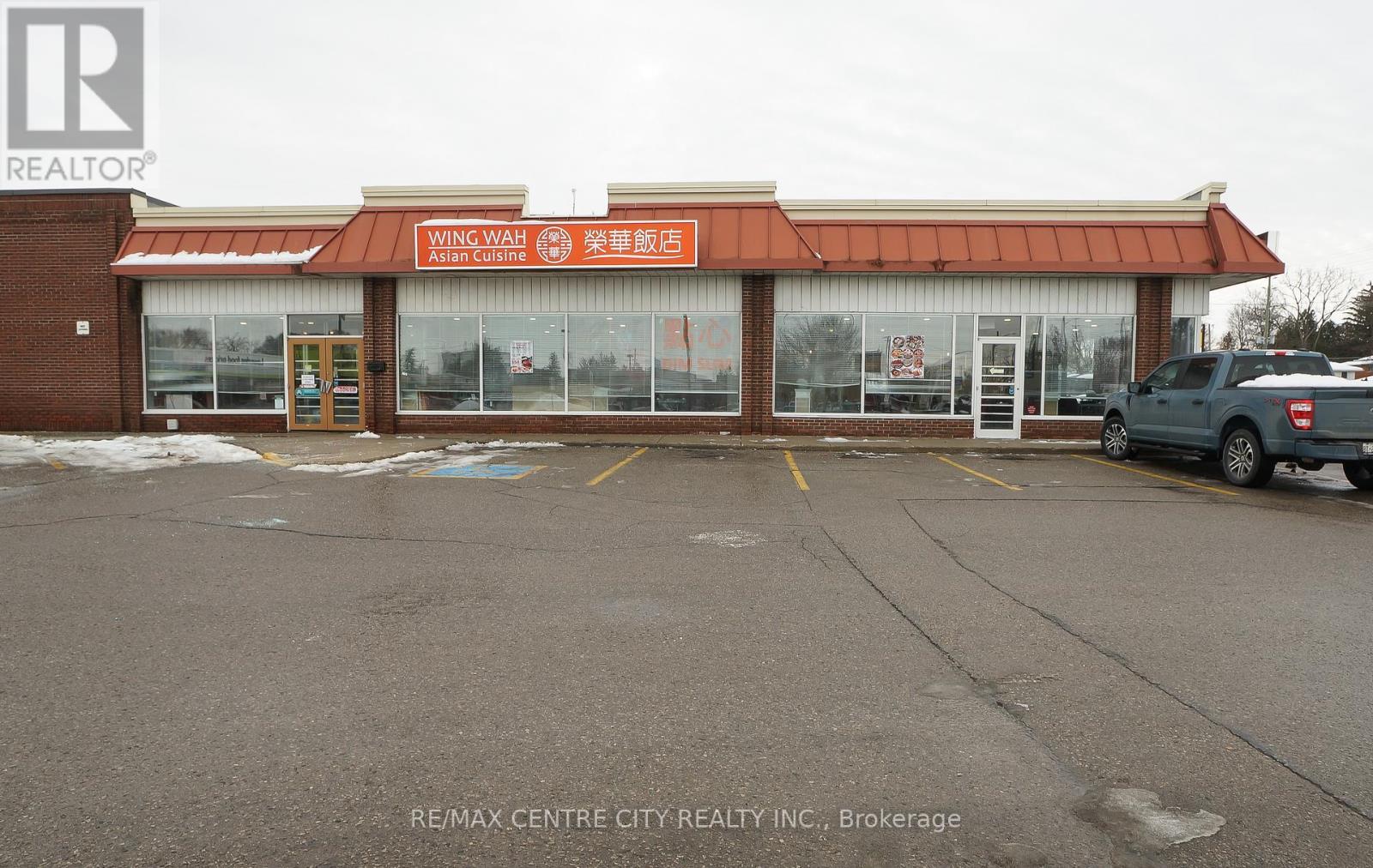 16 - 1080 Adelaide Street N, London East (East C), ON