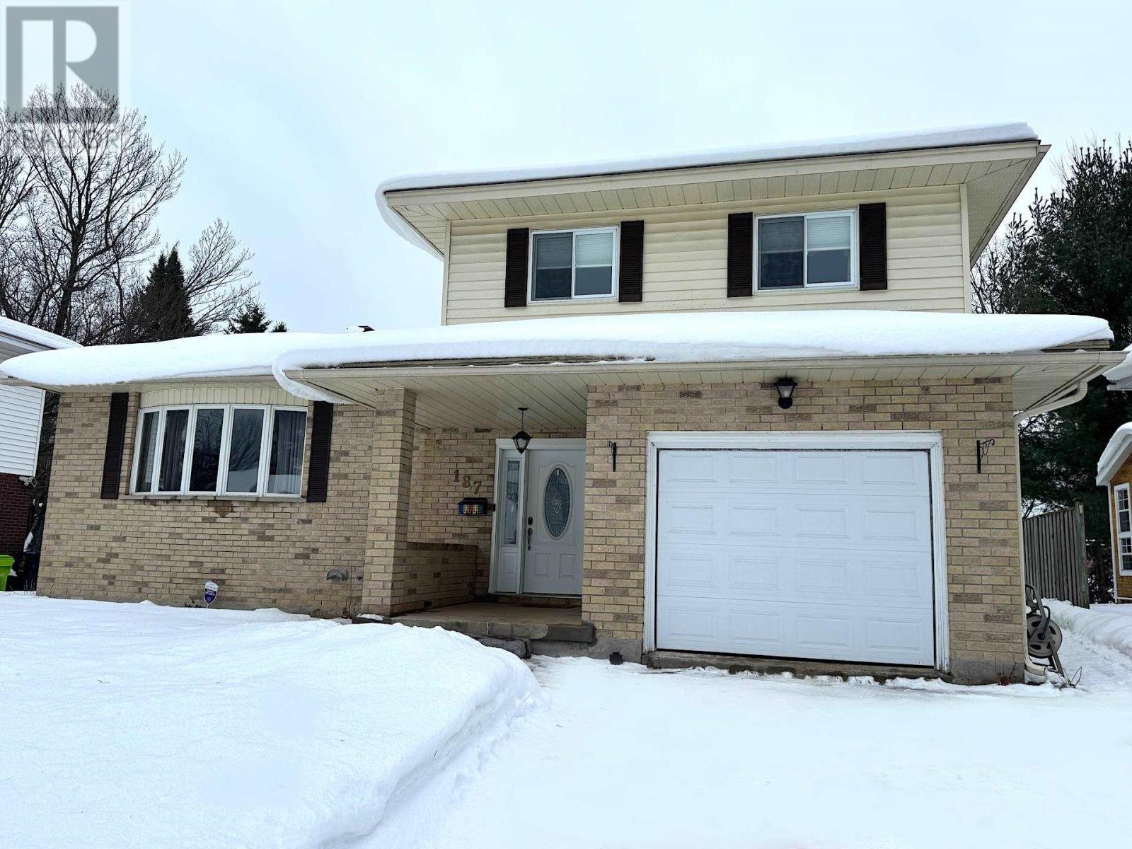 187 Parkland Cres, Sault Ste. Marie, ON - Outdoor
