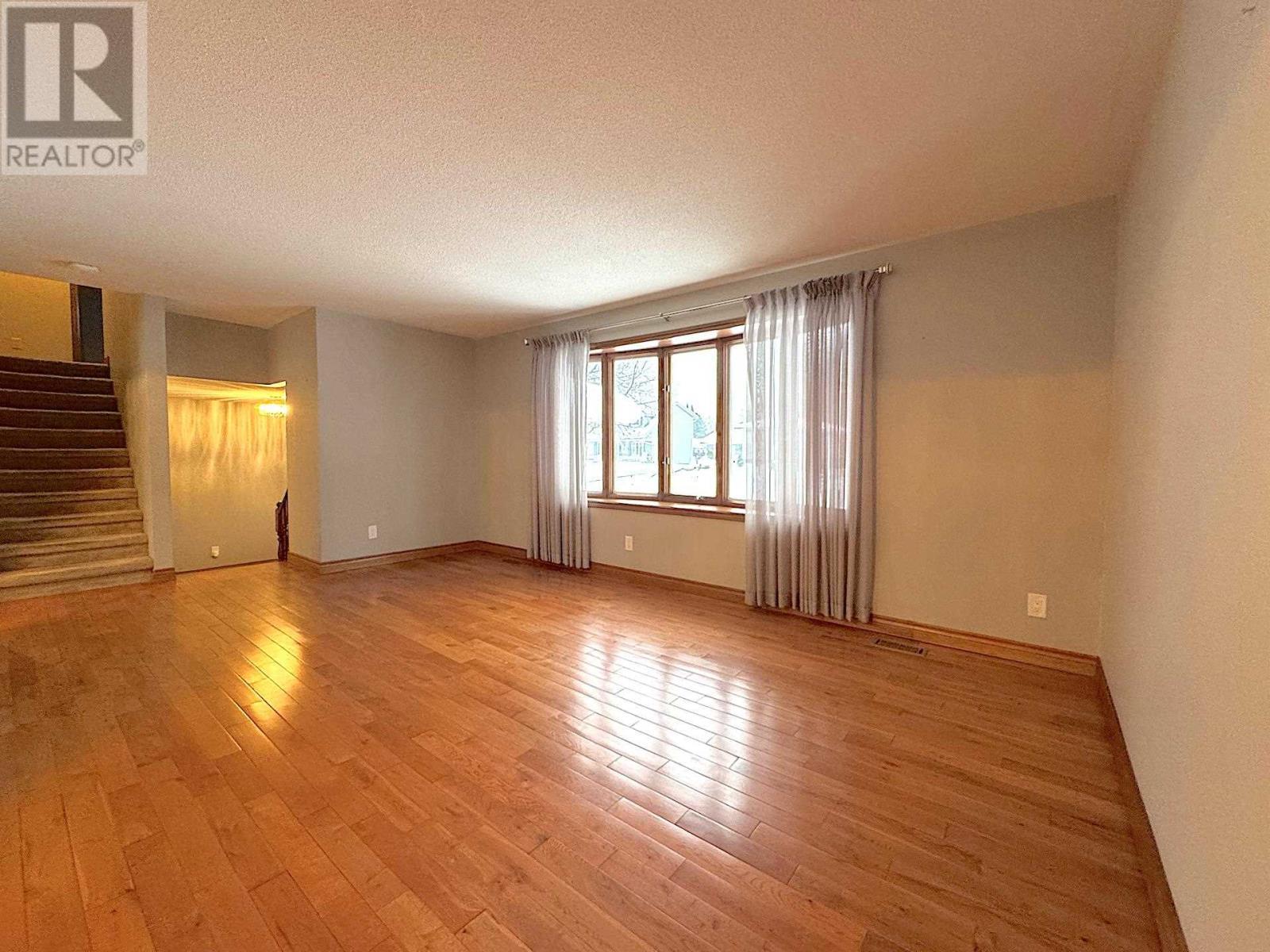 187 Parkland Cres, Sault Ste. Marie, ON - Indoor Photo Showing Other Room