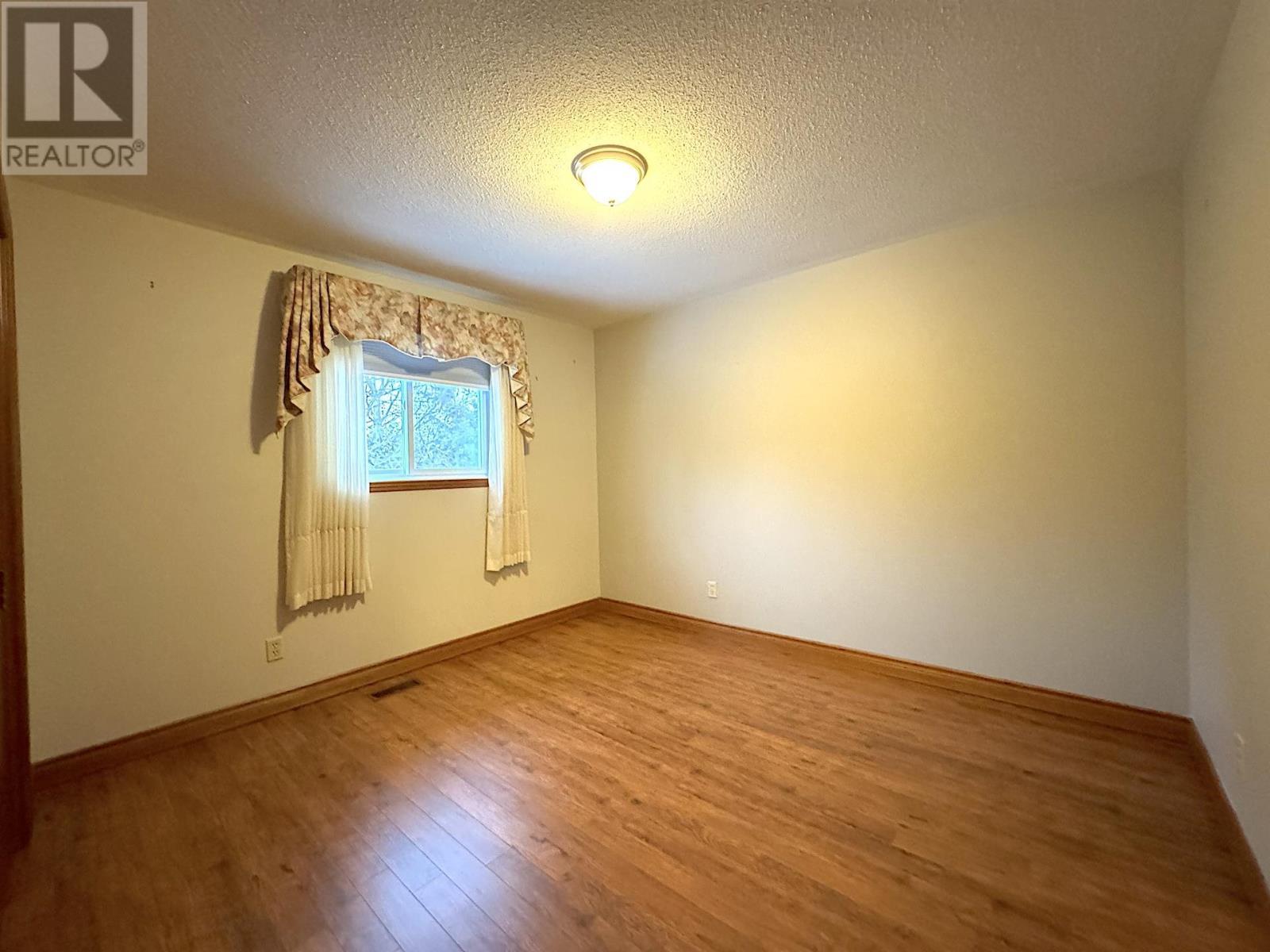 187 Parkland Cres, Sault Ste. Marie, ON - Indoor Photo Showing Other Room