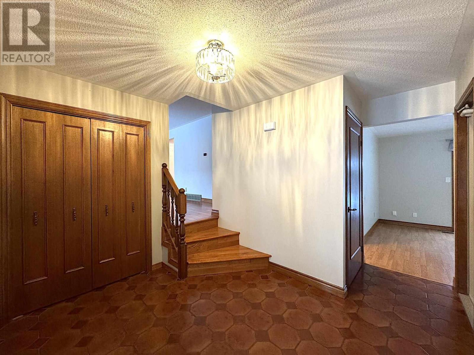 187 Parkland Cres, Sault Ste. Marie, ON - Indoor Photo Showing Other Room