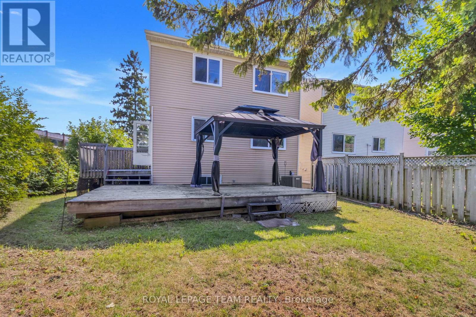 2 Brookhaven Court, Ottawa, ON - Outdoor With Deck Patio Veranda