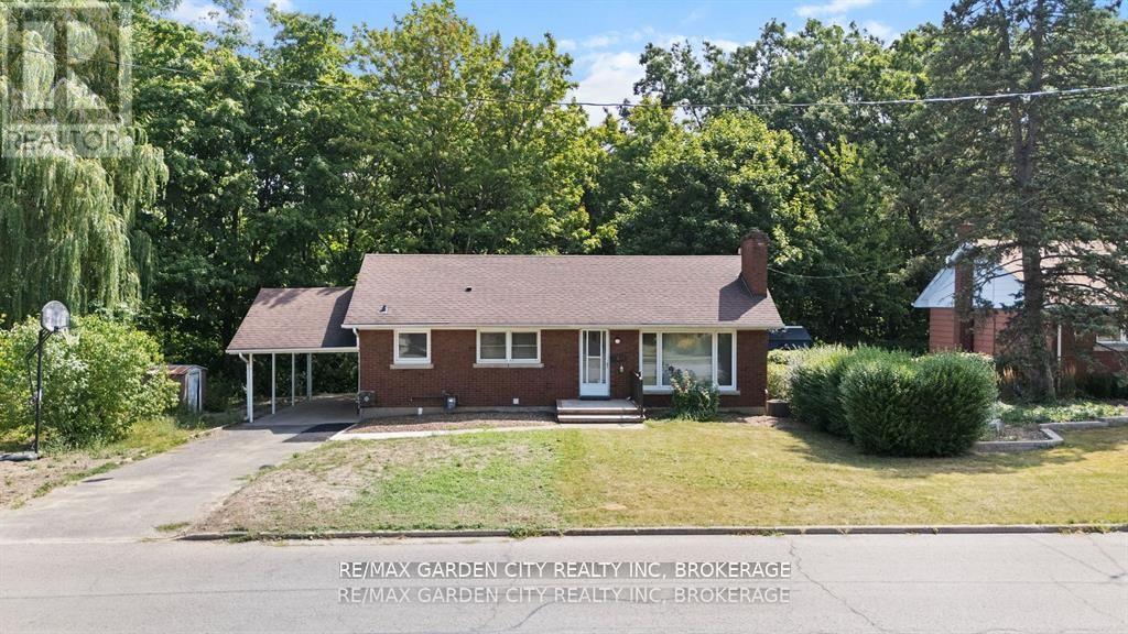 1 Caroline Street, St. Catharines (Glendale/Glenridge), ON - Outdoor