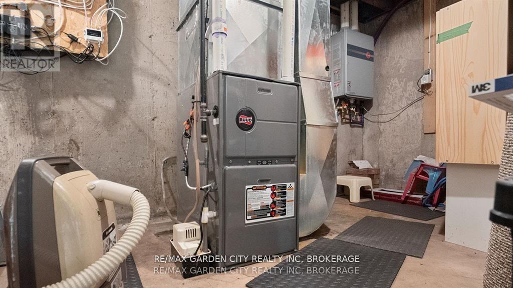 1 Caroline Street, St. Catharines (Glendale/Glenridge), ON - Indoor Photo Showing Basement