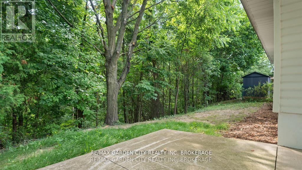 1 Caroline Street, St. Catharines (Glendale/Glenridge), ON - Outdoor