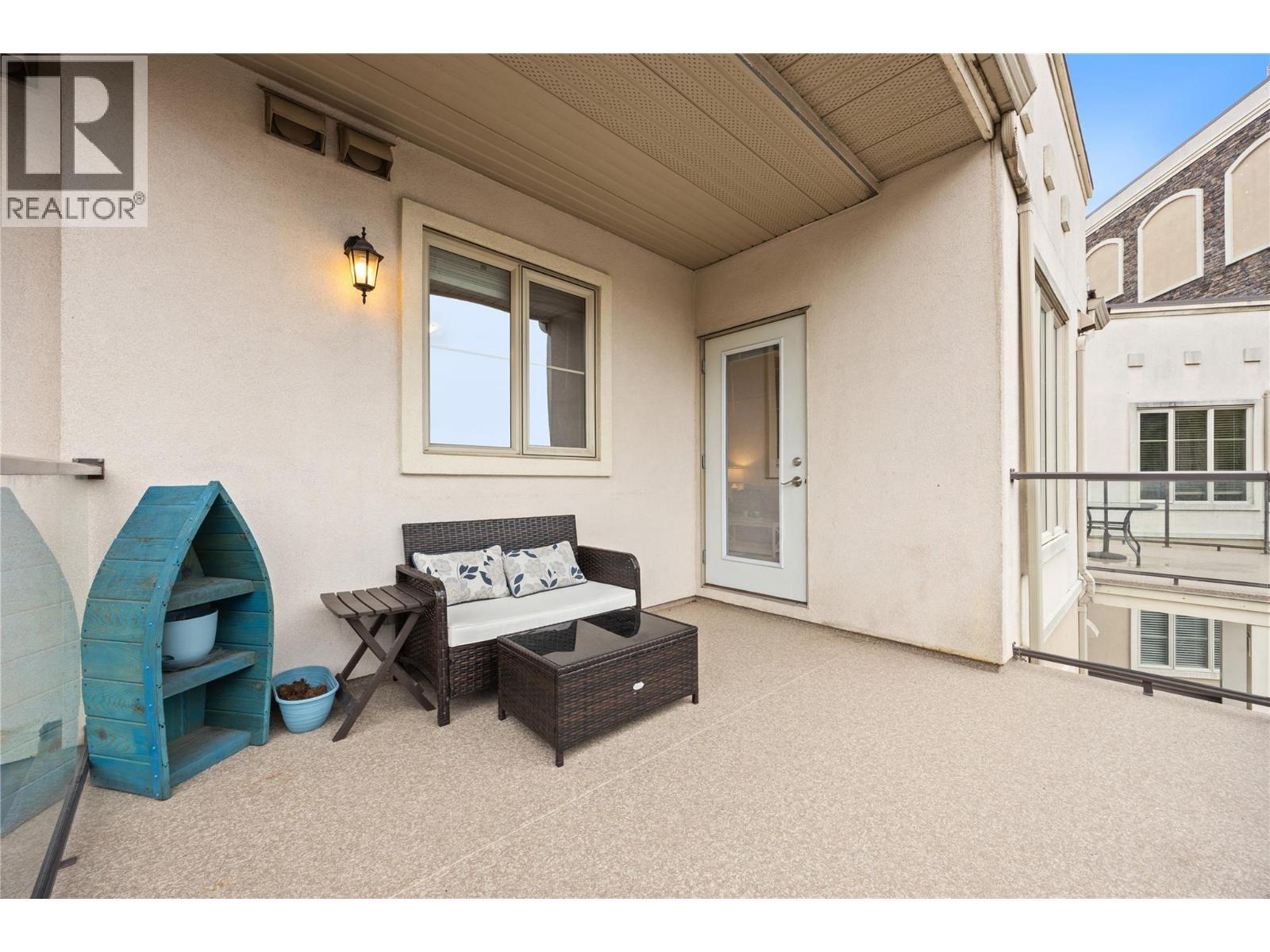1875 Country Club Drive Unit# 1405, Kelowna, BC - Outdoor With Exterior