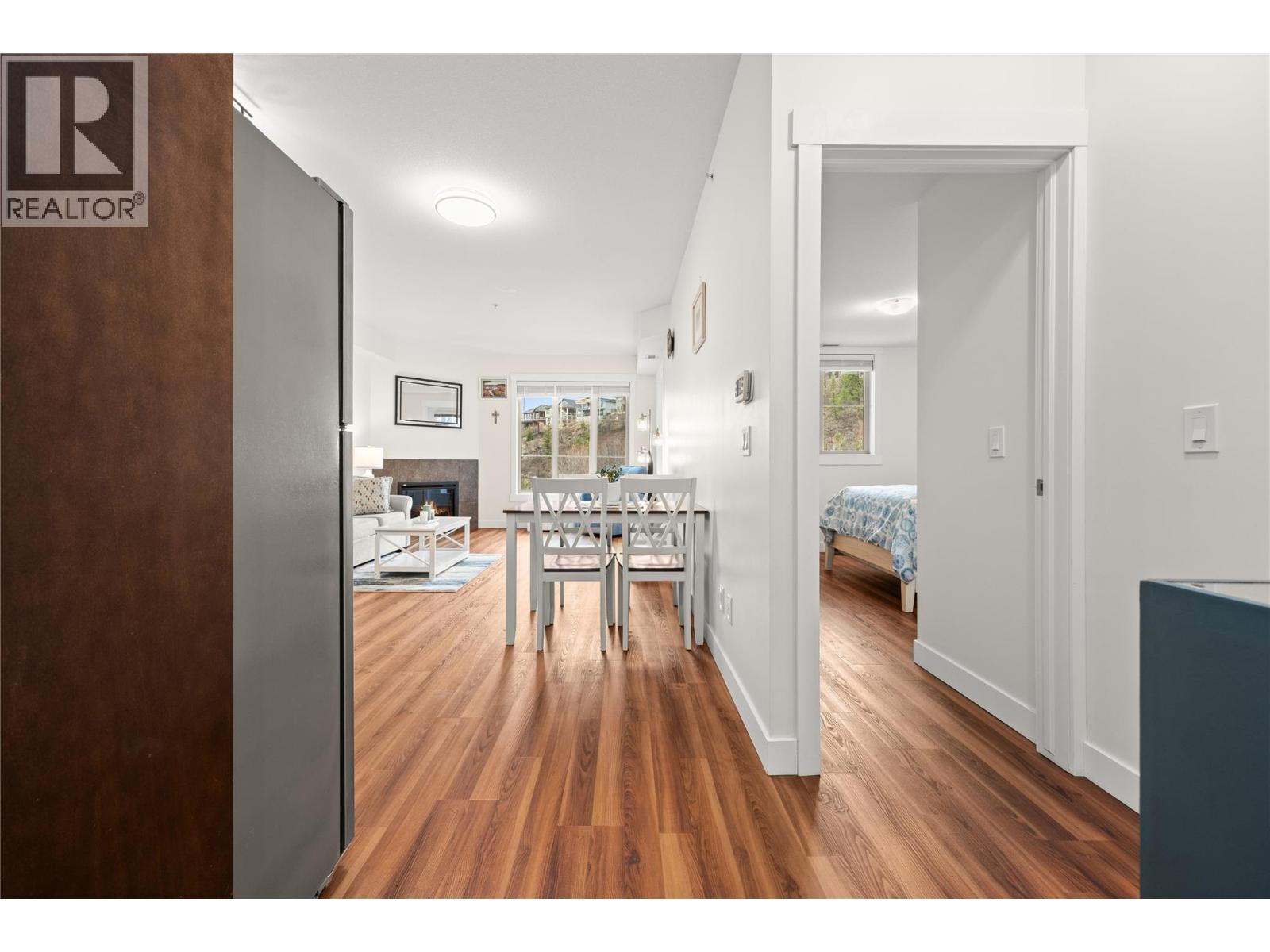 1875 Country Club Drive Unit# 1405, Kelowna, BC - Indoor Photo Showing Other Room