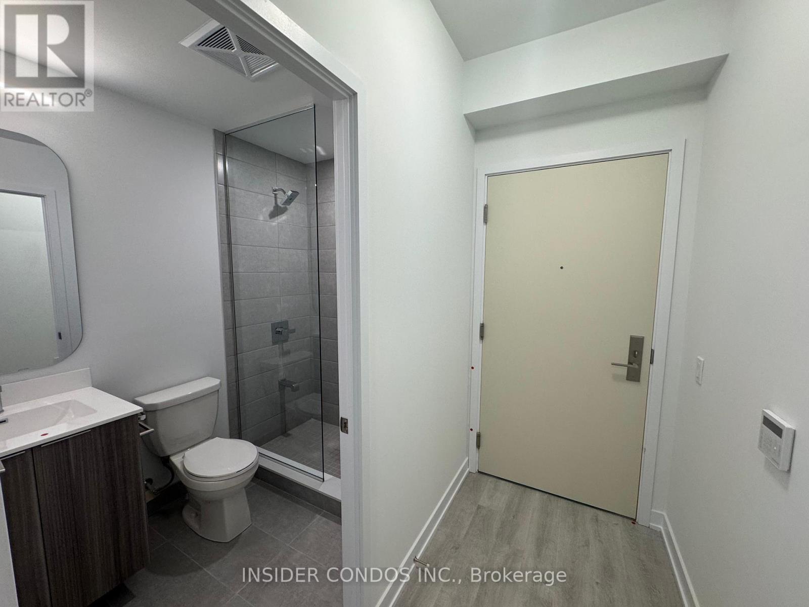 331 - 15 Richardson Street, Toronto, ON - Indoor Photo Showing Bathroom