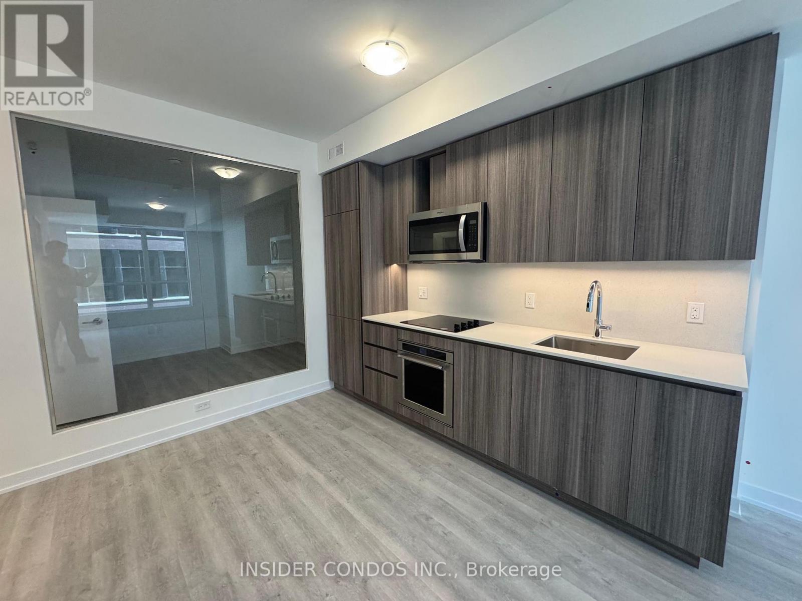 331 - 15 Richardson Street, Toronto, ON - Indoor Photo Showing Kitchen With Upgraded Kitchen