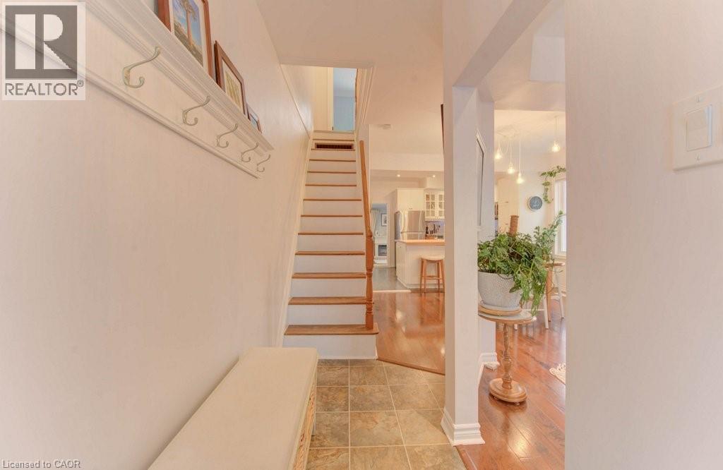 85 Chalmers Street N, Cambridge, ON - Indoor Photo Showing Other Room