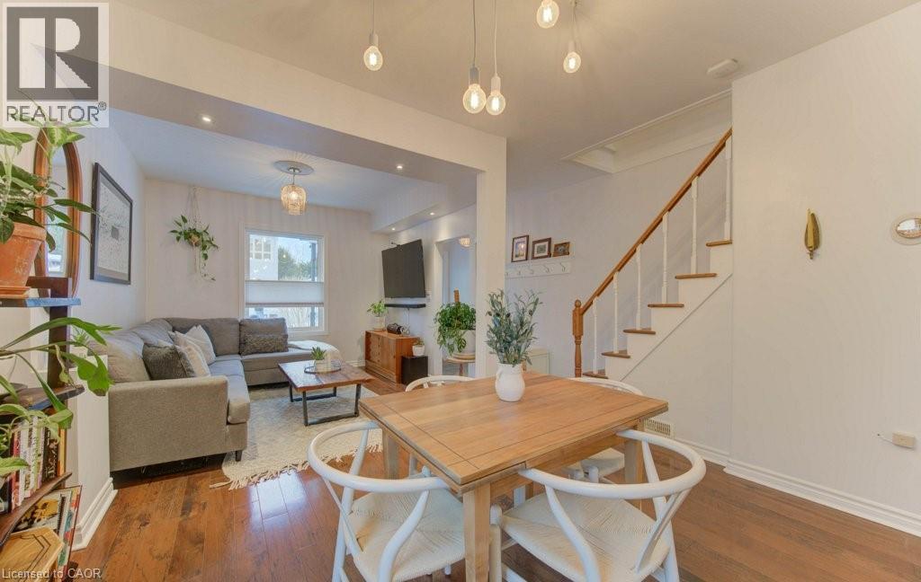 85 Chalmers Street N, Cambridge, ON - Indoor