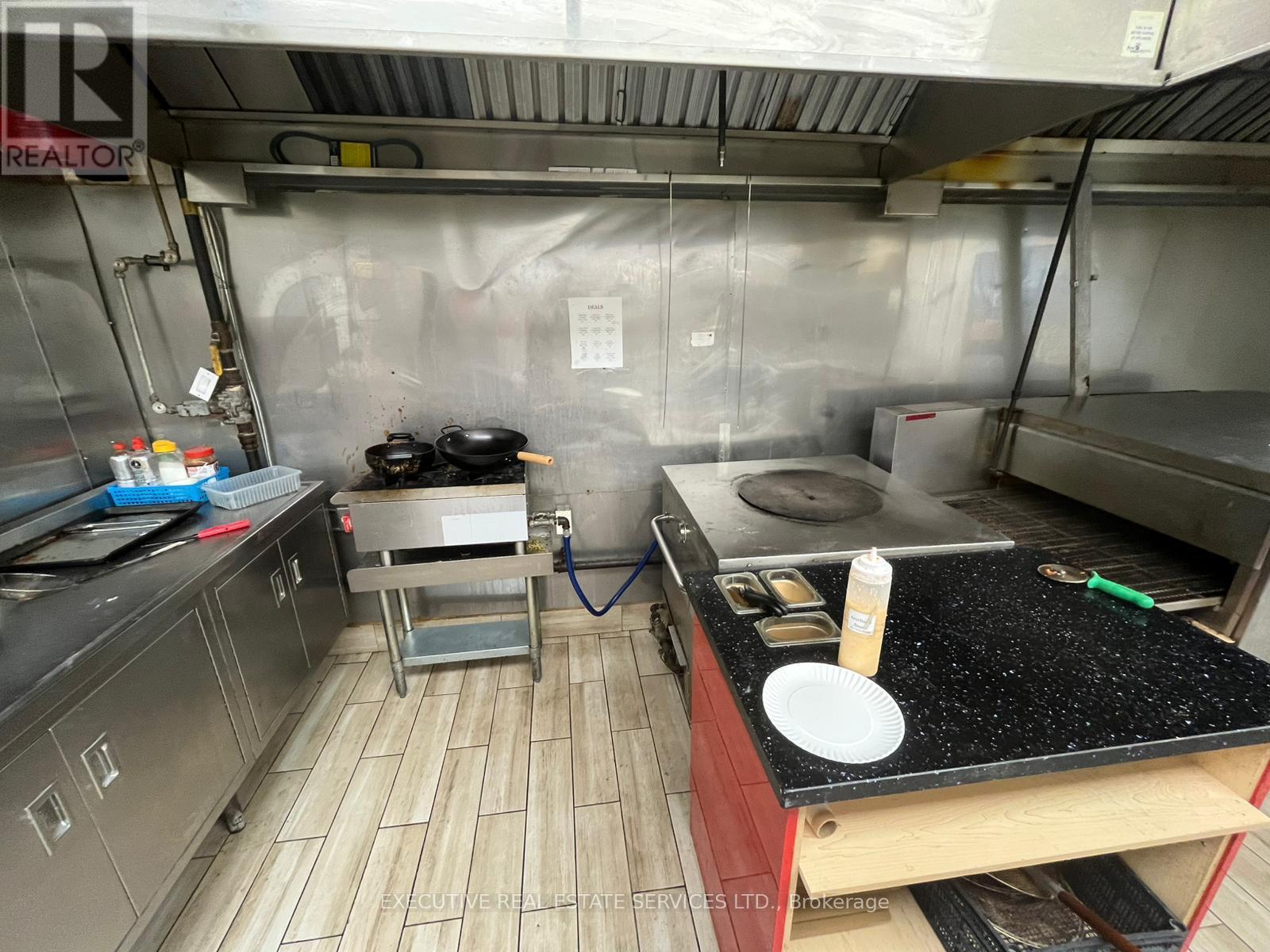 2 - 5637 Finch Avenue E, Toronto, ON