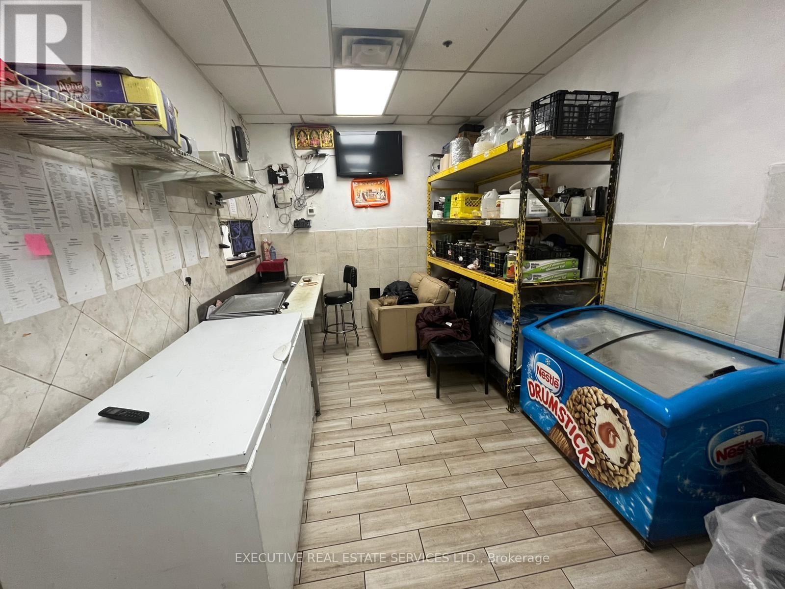 2 - 5637 Finch Avenue E, Toronto, ON