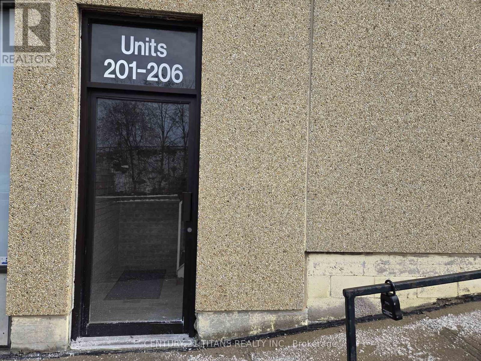 202 - 80 Nashdene Road, Toronto, ON