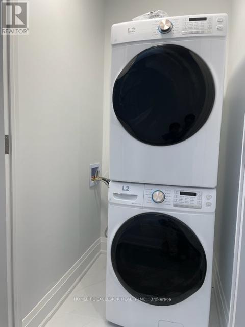 Main-Upper - 57 Phillip Avenue, Toronto, ON - Indoor Photo Showing Laundry Room